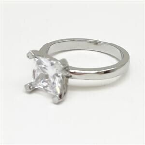 Ring Princess Cut 2 CT Rhinestone White Gold Plated Size 7